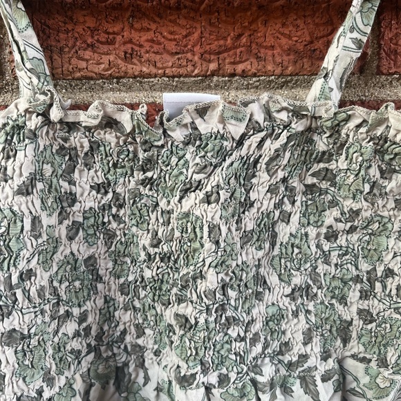 Oh baby motherhood maternity smocked tank top medium - Picture 4 of 4